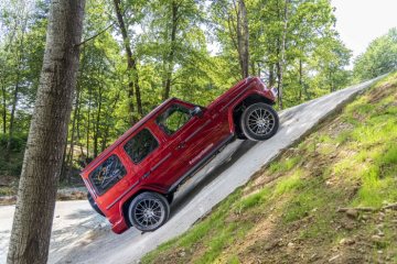 Mercedes-Benz G 350 d; hyacinthred metallic