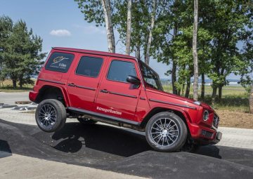 Mercedes-Benz G 350 d; hyacinthred metallic