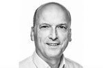 albrecht.eckl@daimler.com