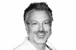 jochen.uebler@daimler.com