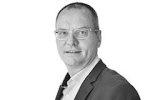 hendrik.sackmann@daimler.com